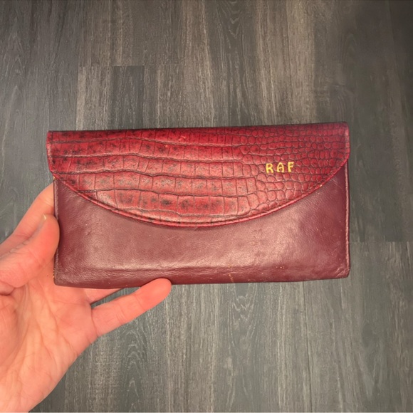 Handbags - Vintage Burgundy Leather Wallet Clutch Croc Embossed Y2K
